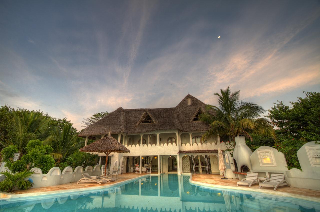 Msambweni Beach House Villa ภายนอก รูปภาพ