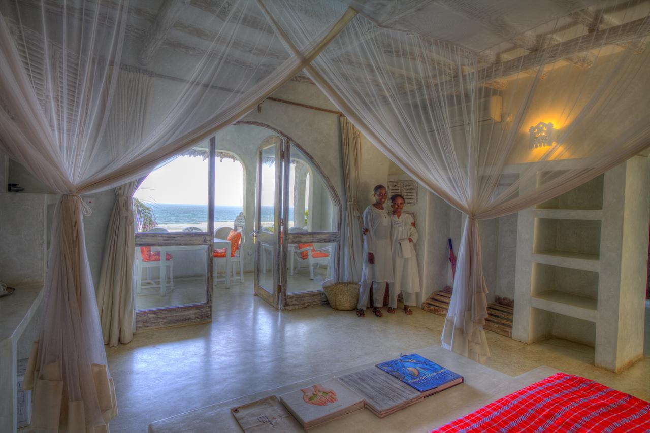 Msambweni Beach House Villa ภายนอก รูปภาพ
