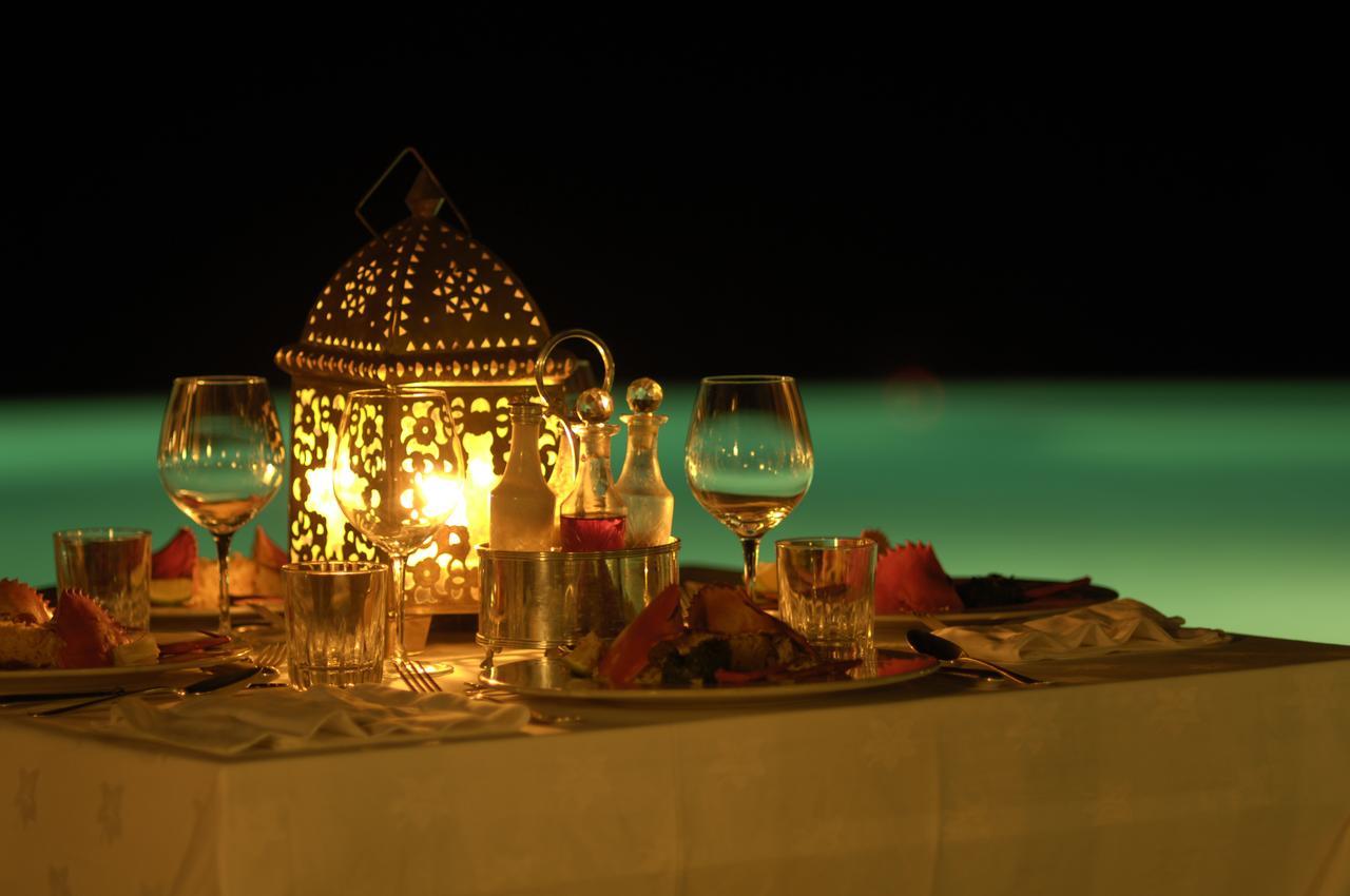 Msambweni Beach House Villa ภายนอก รูปภาพ