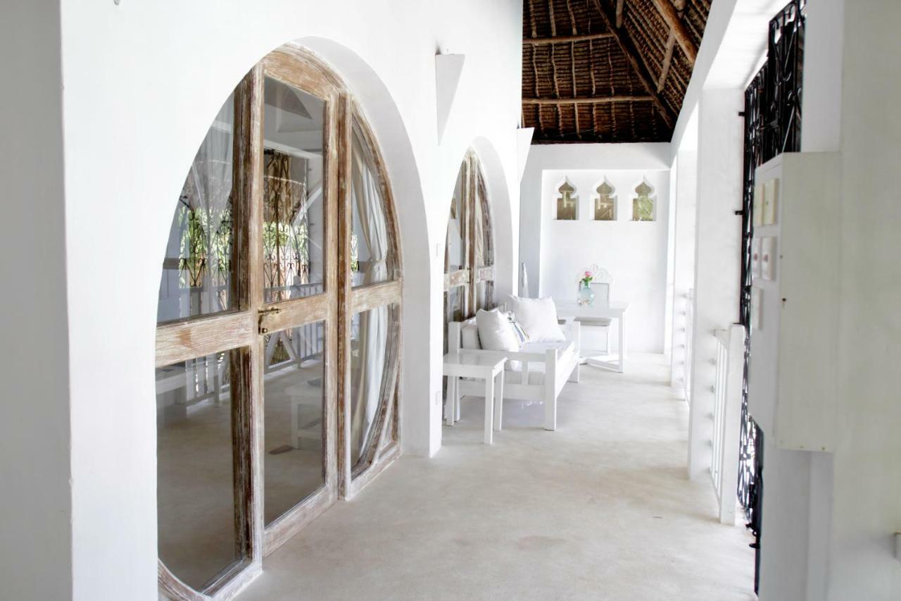 Msambweni Beach House Villa ภายนอก รูปภาพ