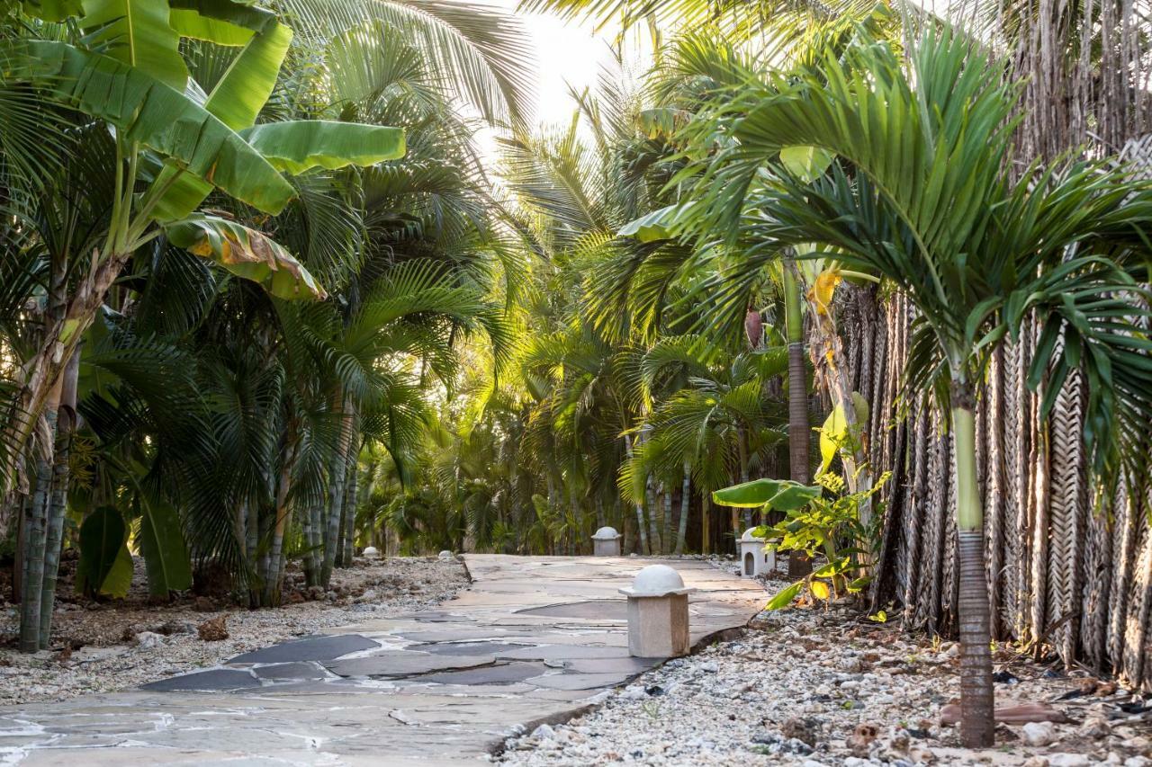 Msambweni Beach House Villa ภายนอก รูปภาพ