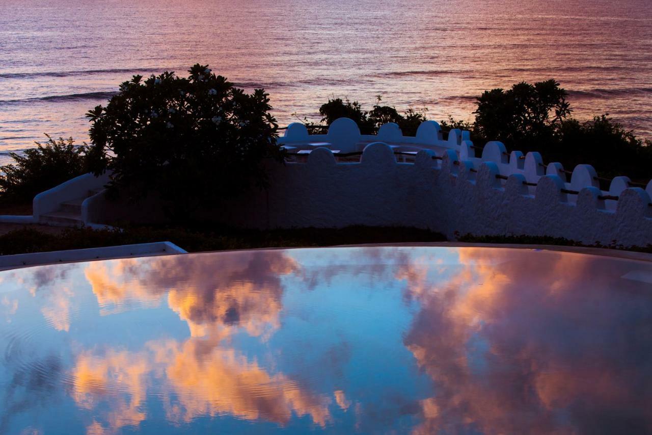 Msambweni Beach House Villa ภายนอก รูปภาพ