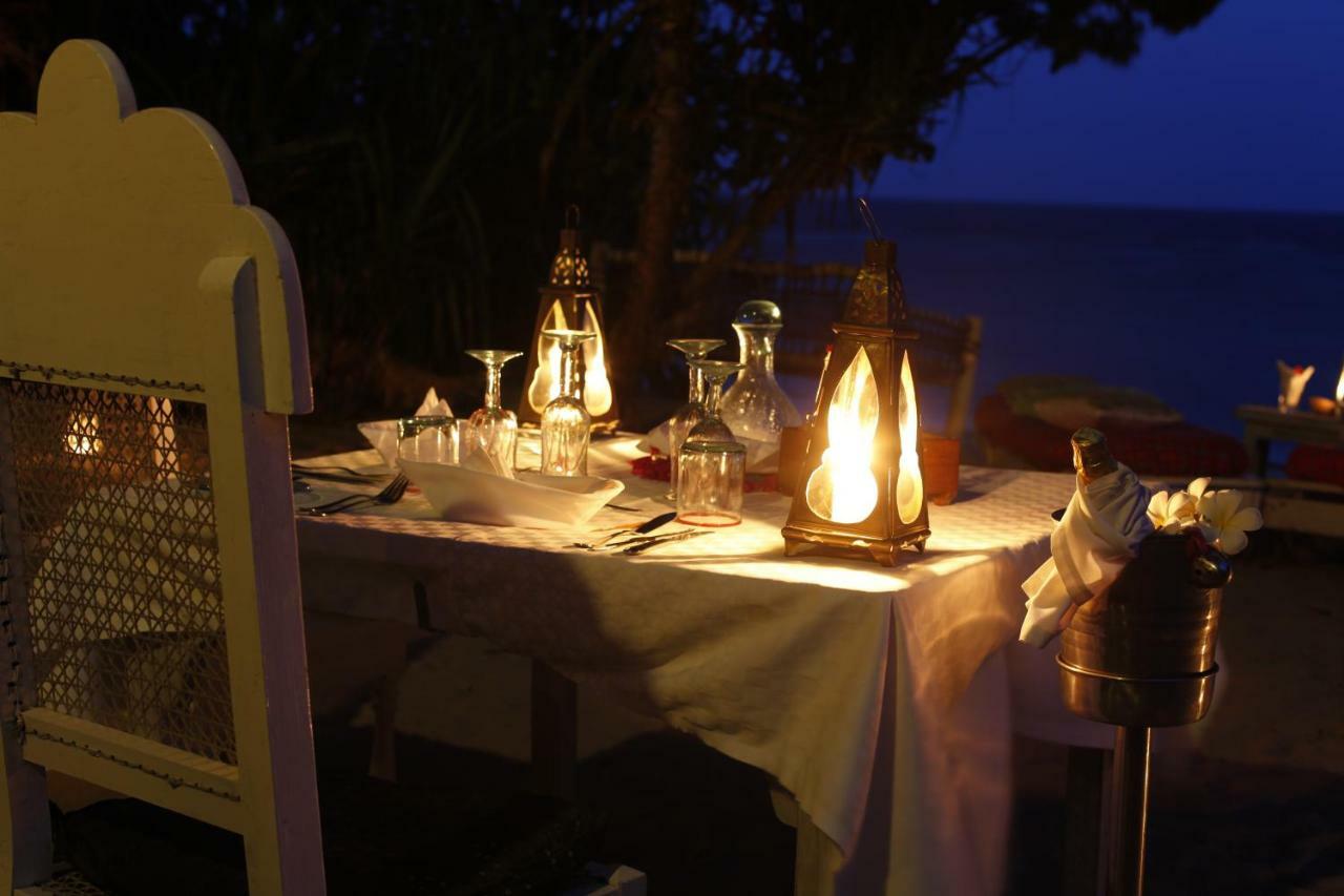 Msambweni Beach House Villa ภายนอก รูปภาพ