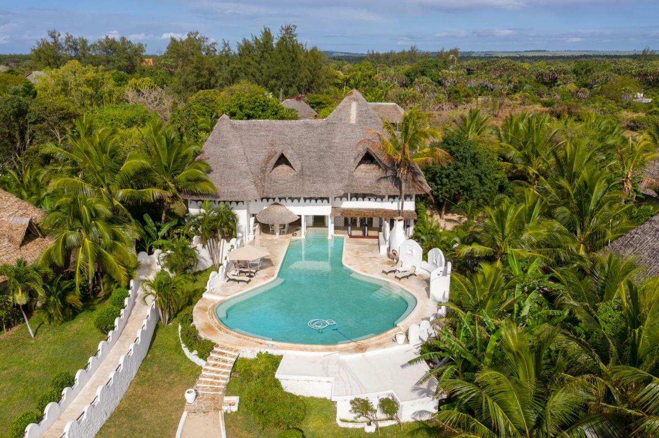 Msambweni Beach House Villa ภายนอก รูปภาพ