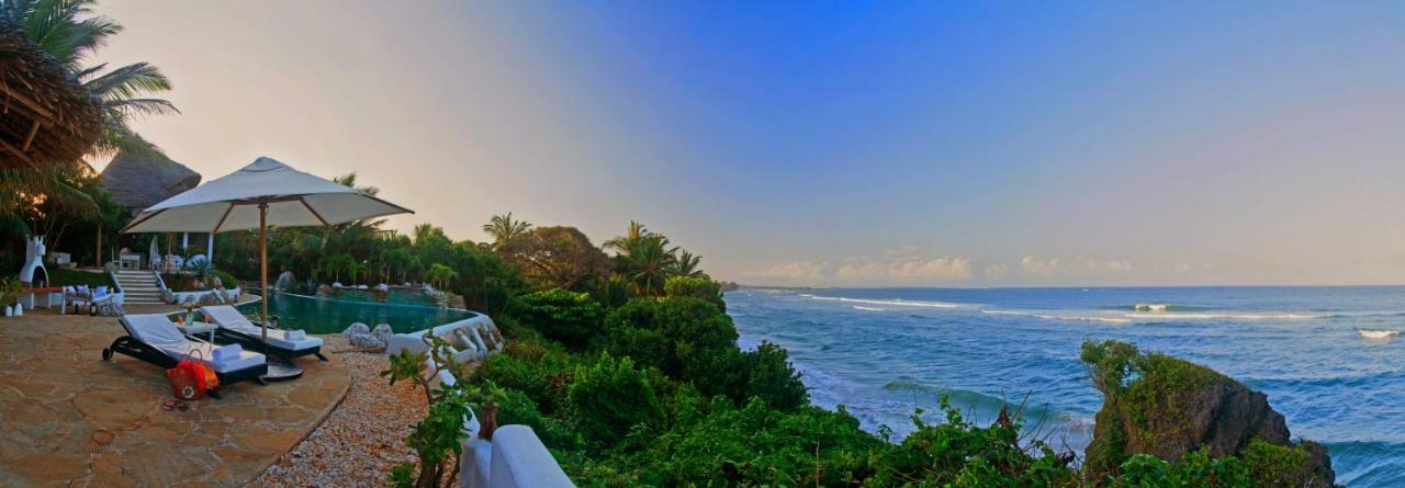 Msambweni Beach House Villa ภายนอก รูปภาพ