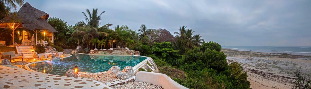 Msambweni Beach House Villa ภายนอก รูปภาพ